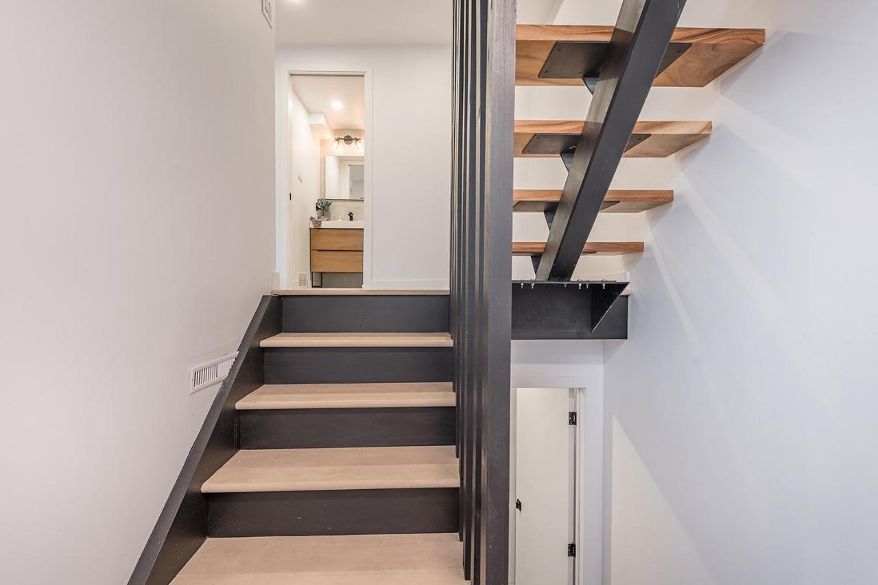 Free Parking Prime Location New Modern Condo Brossard Eksteriør billede