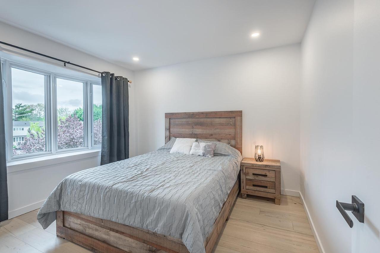 Free Parking Prime Location New Modern Condo Brossard Eksteriør billede